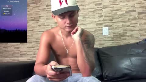 Bob  INDEPENDENT MODEL online show from 02.13.26