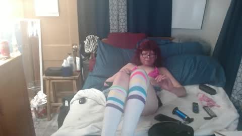 Bobbi online show from 02.12.25