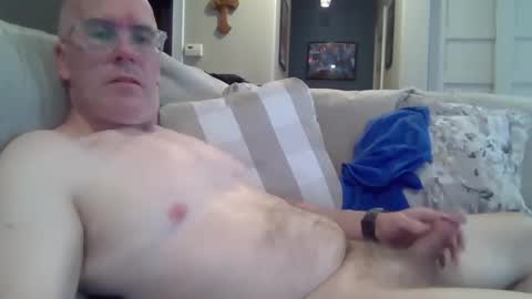 Snapshot of bobblehead31382 chatting on 04.30.26 bobblehead31382 online show from 04.30.26
