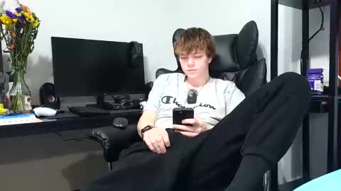 Snapshot of bobby72738 chatting on 02.11.26 bobby72738 online show from 02.11.26