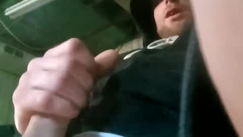 Snapshot of bobby979550 chatting on 02.24.25 bobby979550 online show from 02.24.25