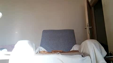 Snapshot of bobbytoyyboy chatting on 12.25.24 bobbytoyyboy online show from 12.25.24