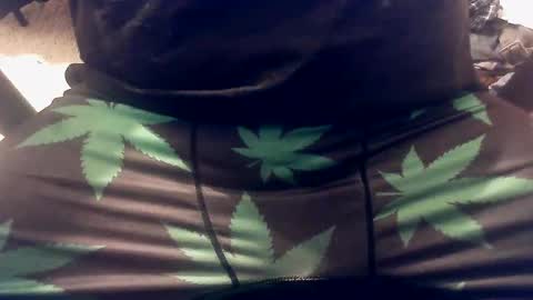 Snapshot of bobhunglow chatting on 02.14.26 BobHungLow online show from 02.14.26