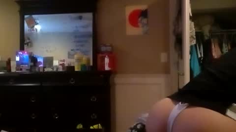 Snapshot of bodyyattiyatti chatting on 09.24.25 Sailorartemis online show from 09.24.25