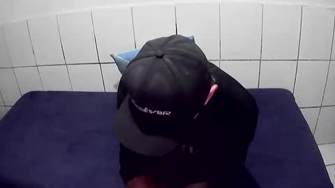 Snapshot of bolado23 chatting on 12.18.25 Cesar Augusto Pierdona online show from 12.18.25