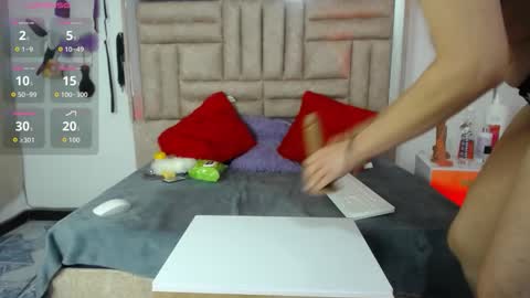 Snapshot of bombom_lux chatting on 03.10.26 bombom_lux online show from 03.10.26