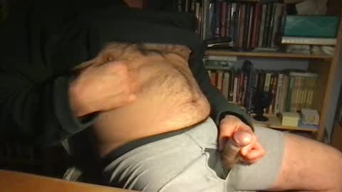 Snapshot of bonderbarney chatting on 02.18.25 BonderBarney online show from 02.18.25