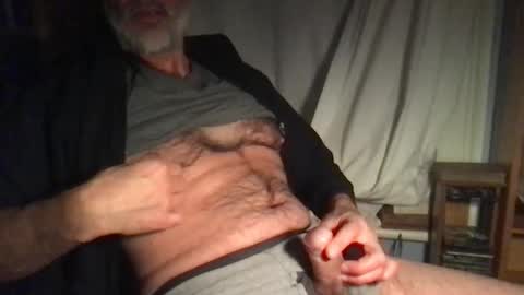 Snapshot of bonderbarney chatting on 02.11.26 BonderBarney online show from 02.11.26