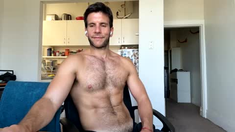 Snapshot of bondi333 chatting on 02.06.25 Bondi online show from 02.06.25