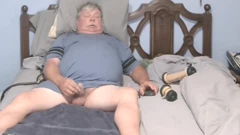 Snapshot of boner1961 chatting on 06.24.26 boner1961 online show from 06.24.26