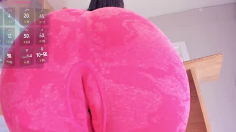 Snapshot of boniesmith_ chatting on 12.23.24 Bonie Smith online show from 12.23.24