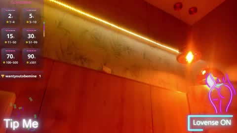 Snapshot of boniesmith_ chatting on 11.05.25 Bonie Smith online show from 11.05.25