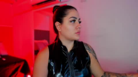 Bonnie  online show from 05.06.26