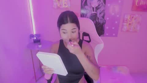 Bonnie online show from 01.20.25