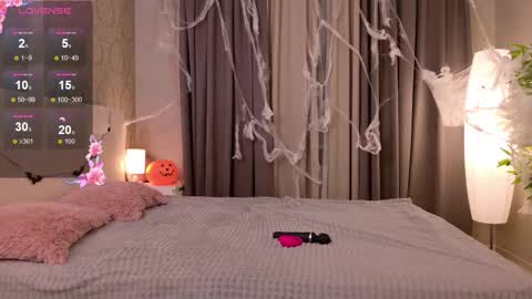 Snapshot of bonnie_claidxxx chatting on 10.28.25 bonnie online show from 10.28.25