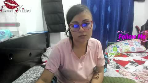 Snapshot of bonnie_lam_ chatting on 01.19.25 bonnie lam hello welcome to my room I hope you have fun and you can reach your maximum pleasure here with me online show from 01.19.25