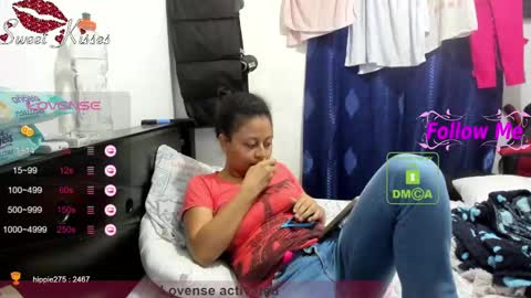 Snapshot of bonnie_lam_ chatting on 03.10.25 bonnie lam hello welcome to my room I hope you have fun and you can reach your maximum pleasure here with me online show from 03.10.25