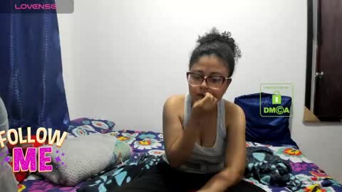 bonnie lam  hello welcome to my room I hope you have fun and you can reach your maximum pleasure here with me online show from 04.22.26