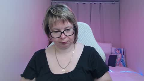 Snapshot of bonnnyboobsy chatting on 05.29.26 bonnnyboobsy online show from 05.29.26