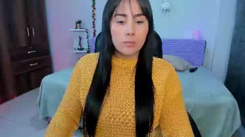 Snapshot of bonny_greylm chatting on 06.27.26 sofia online show from 06.27.26