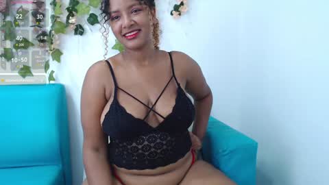 Snapshot of bonnydopson chatting on 12.15.24 Bonny Dopson online show from 12.15.24