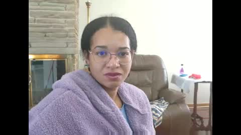 Snapshot of bonvivantb chatting on 12.16.25 Queen Bon Vivantt online show from 12.16.25