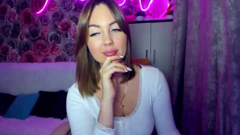 Snapshot of bonybenessy chatting on 02.12.25 Mira online show from 02.12.25