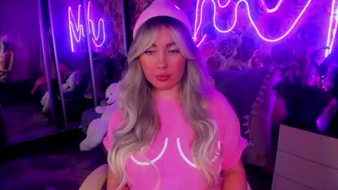 Snapshot of bonybenessy chatting on 10.17.25 Mira online show from 10.17.25