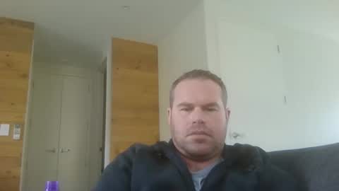 Snapshot of boobboy2222 chatting on 10.26.25 boobboy2222 online show from 10.26.25