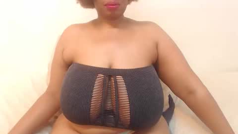 boobyqueen online show from 01.20.25