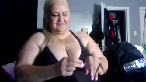 Ashlie Haines online show from 06.10.26