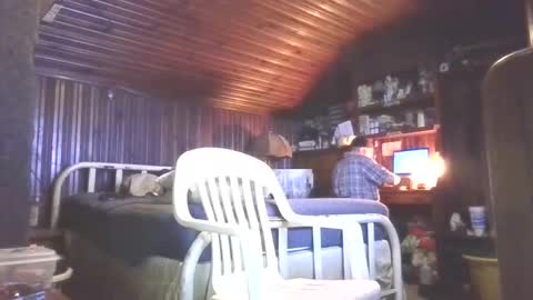 Booshwa online show from 04.22.26