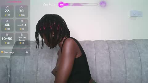 Snapshot of booty_queen001 chatting on 12.13.24 Heather online show from 12.13.24