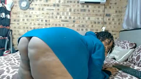 bootytwerkxxx online show from 07.12.26
