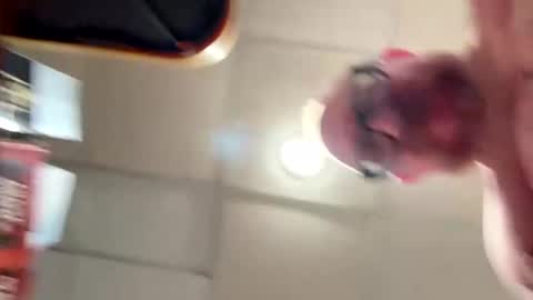 bornoferos1975 online show from 11.16.25