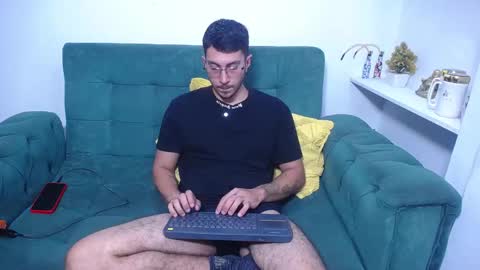 Snapshot of borsalinomoreau chatting on 10.12.25 borsalinomoreau online show from 10.12.25