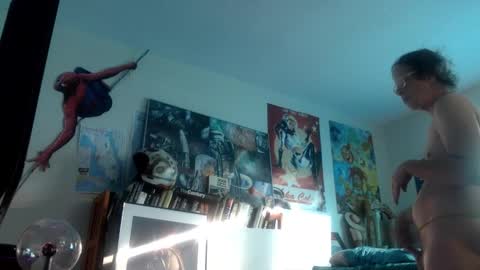 Snapshot of bottomboo7 chatting on 11.30.25 Bottomboo7 online show from 11.30.25