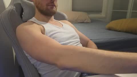 Snapshot of bottomtsinner chatting on 02.26.26 bottomtsinner online show from 02.26.26