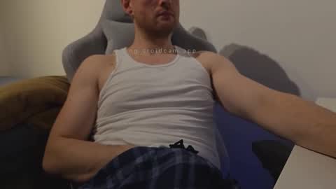 Snapshot of bottomtsinner chatting on 03.09.26 bottomtsinner online show from 03.09.26