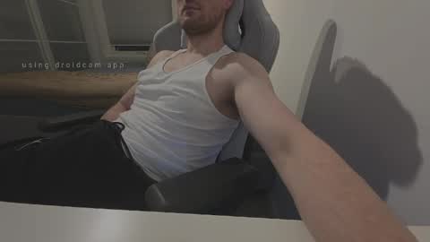 Snapshot of bottomtsinner chatting on 03.12.26 bottomtsinner online show from 03.12.26