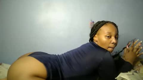 botty_queen online show from 05.12.26
