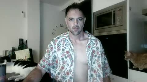 Snapshot of boxing___spf chatting on 06.15.26 boxing___spf online show from 06.15.26