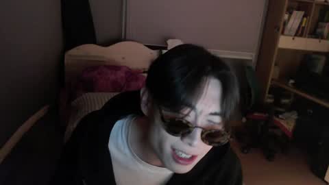 Snapshot of boxman556990 chatting on 02.12.25 boxman556990 online show from 02.12.25