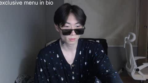 Snapshot of boxman556990 chatting on 01.09.26 boxman556990 online show from 01.09.26