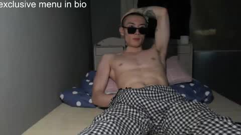 Snapshot of boxman556990 chatting on 06.01.26 boxman556990 online show from 06.01.26