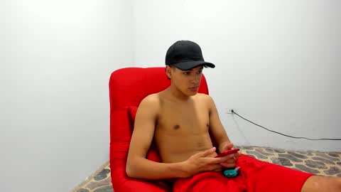 Snapshot of boy_cock_15 chatting on 10.14.25 boy_cock_15 online show from 10.14.25