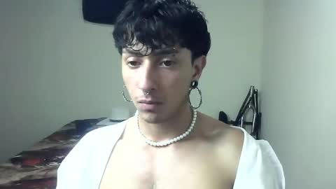 Boy Astro online show from 12.11.24