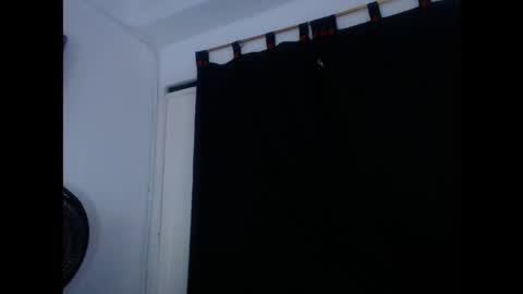 Snapshot of boy_king18 chatting on 10.18.25 boy_king18 online show from 10.18.25