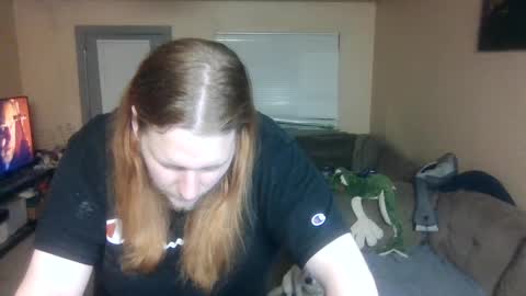 Snapshot of boyandfriend chatting on 09.18.25 clay online show from 09.18.25