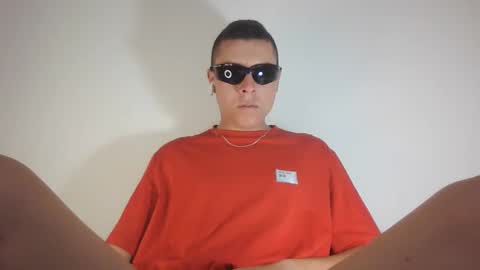 Tommy - OnFns  tommy  874 online show from 02.12.25